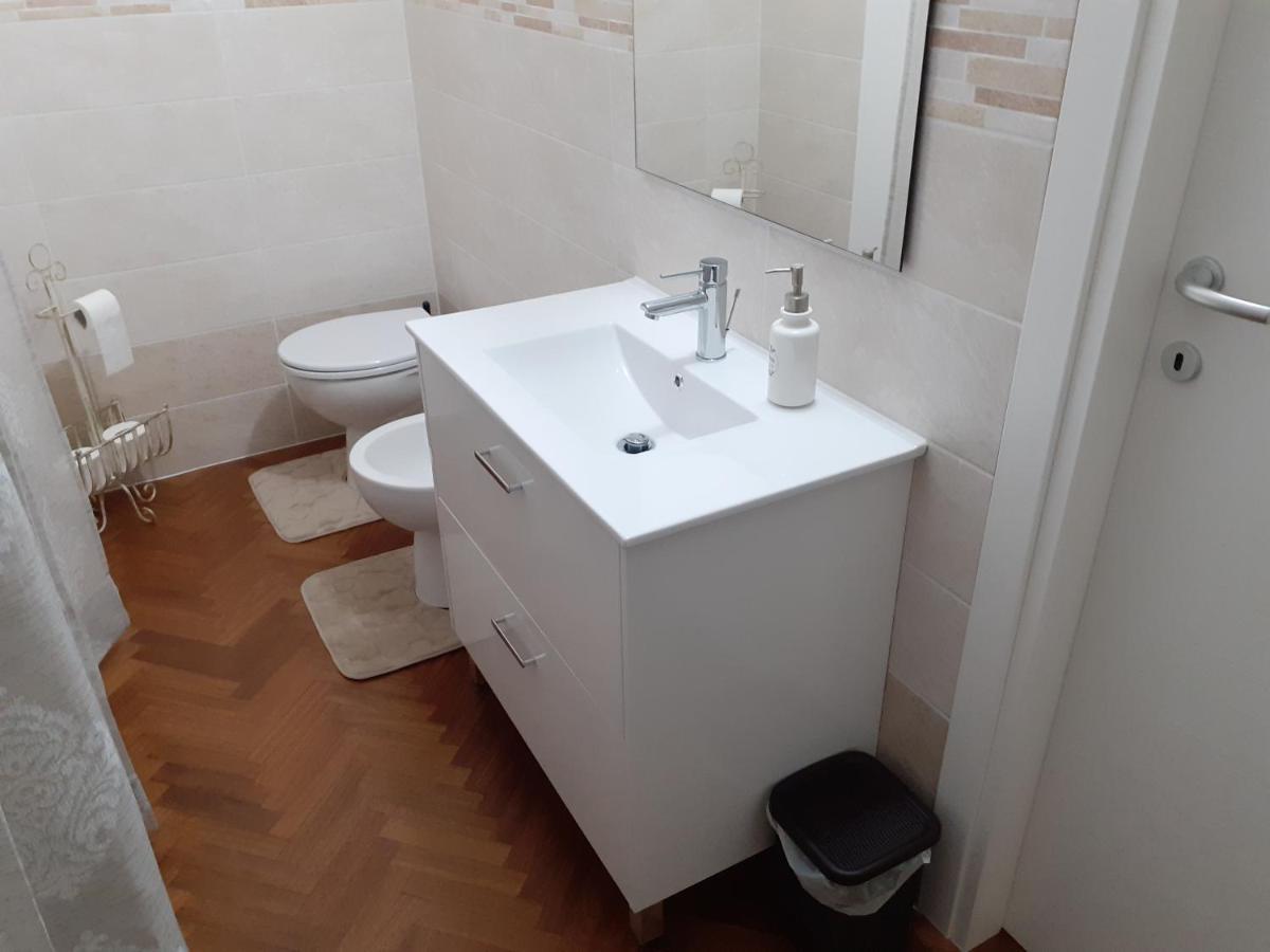 La Fiora Bed & Breakfast Sansepolcro Luaran gambar
